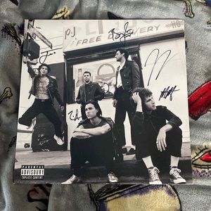 signed the neighbourhood vinyl